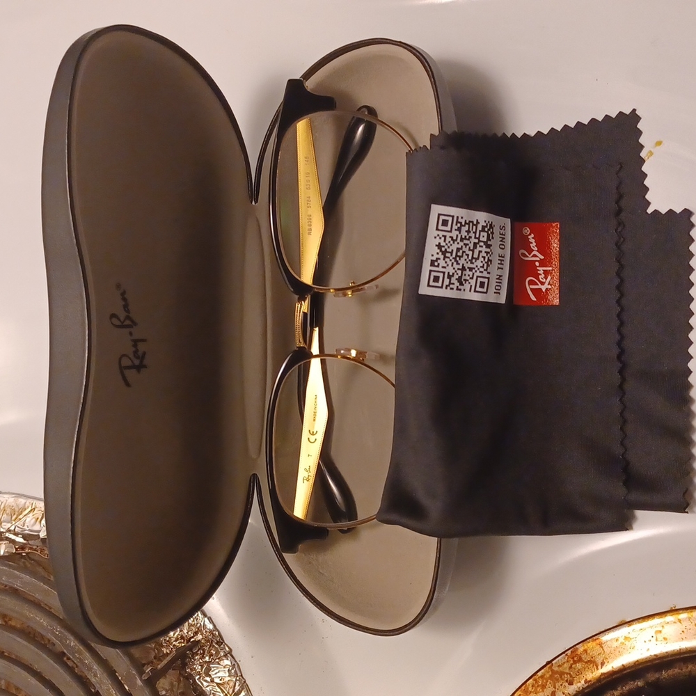 Ray-Ban Glasses w/Tint